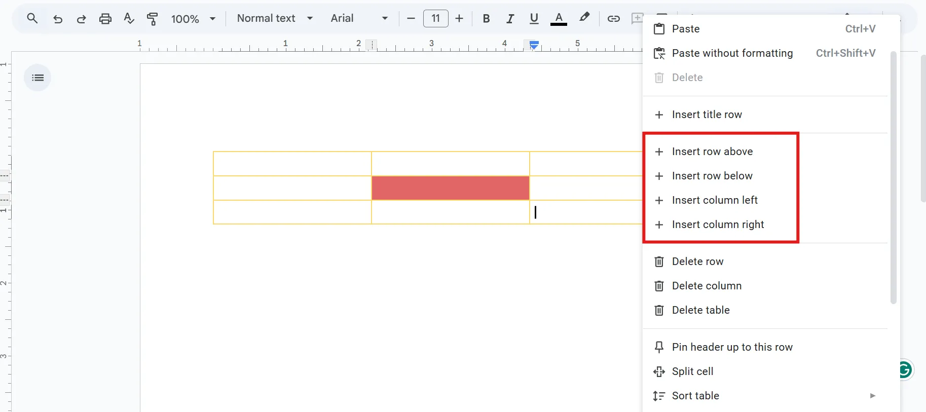 Kliknutím pravým tlačítkem myši na buňku můžete přidat sloupce nebo řádky_Jak vytvořit grafický organizér v Google Docs