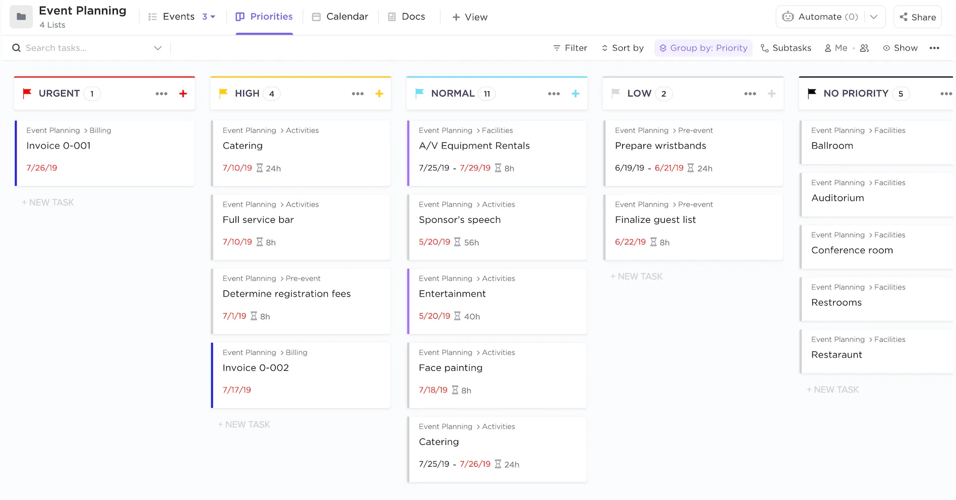 Utilisez l'un des modèles prédéfinis de ClickUp pour la planification d'évènements, disponibles dans son centre de modèles.