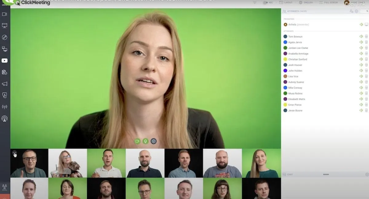 Software per teleconferenze: numerose persone in una videochiamata Clickmeeting