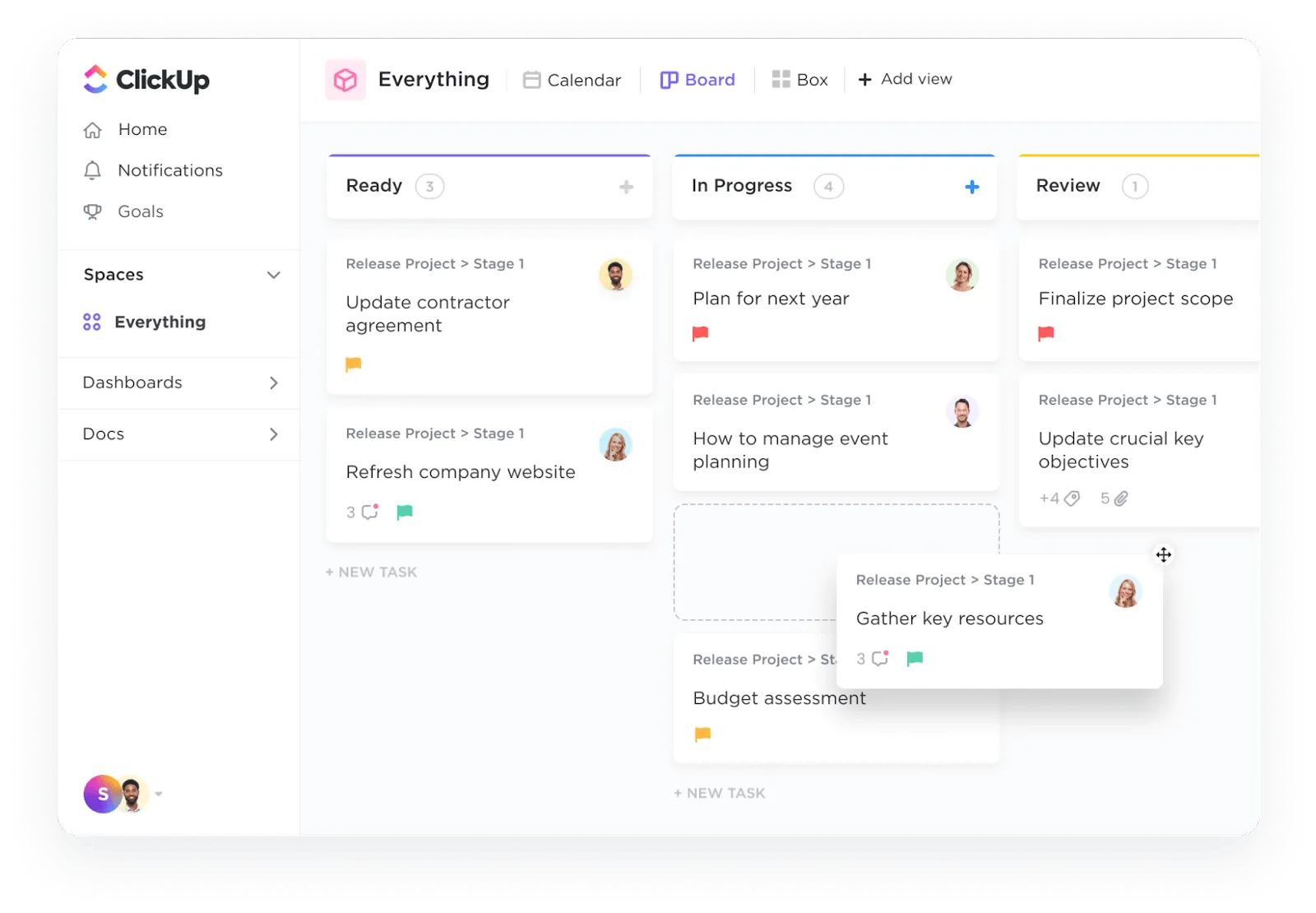 Las versátiles opciones de vista y funciones de personalización de ClickUp