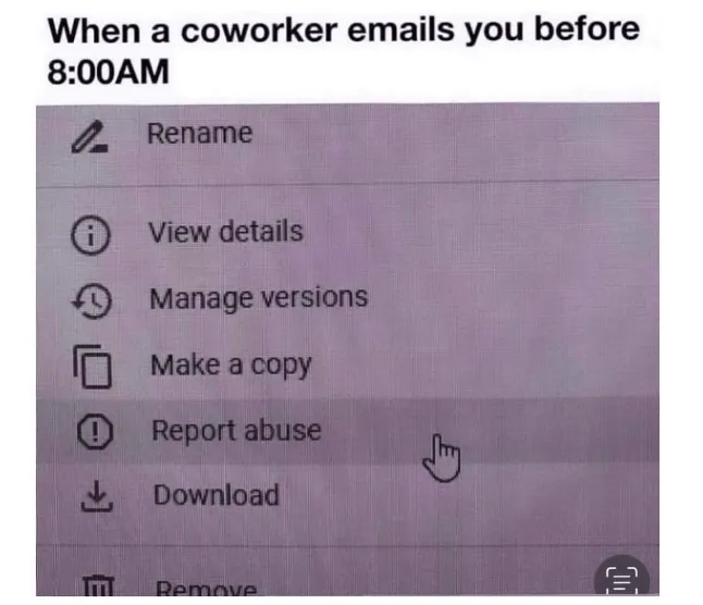 Cuando un compañero de trabajo te envía un correo electrónico en un momento inapropiado meme