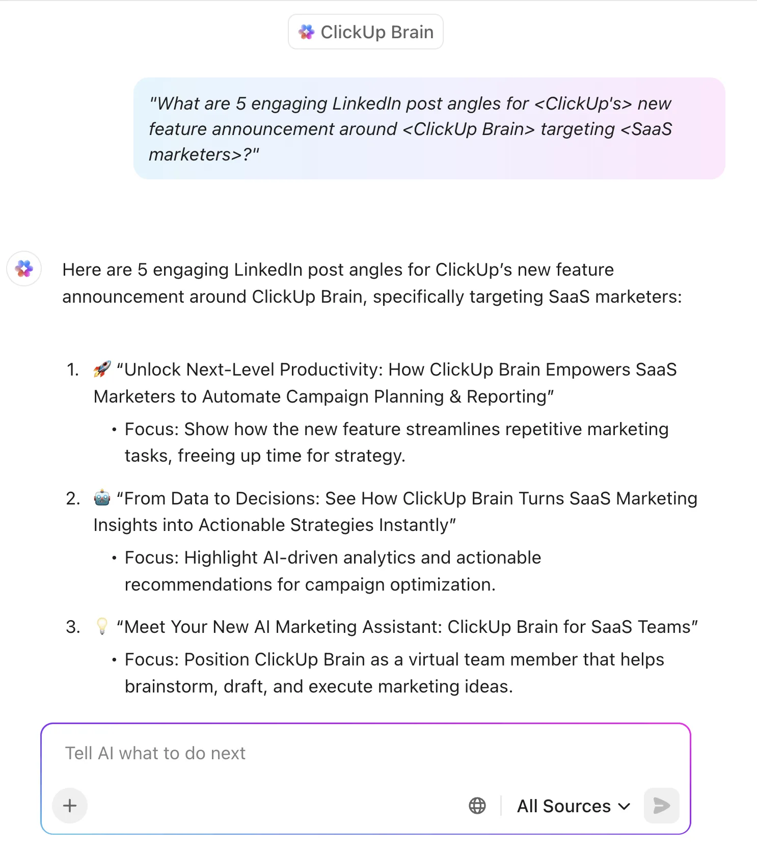 Réfléchissez à des idées de publications LinkedIn avec ClickUp Brain : modèle de calendrier de contenu LinkedIn