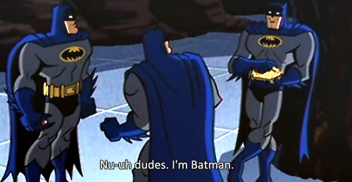 Batman dizendo: “Eu sou o Batman”.