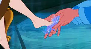 La pantoufle de Cendrillon parfaitement ajustée