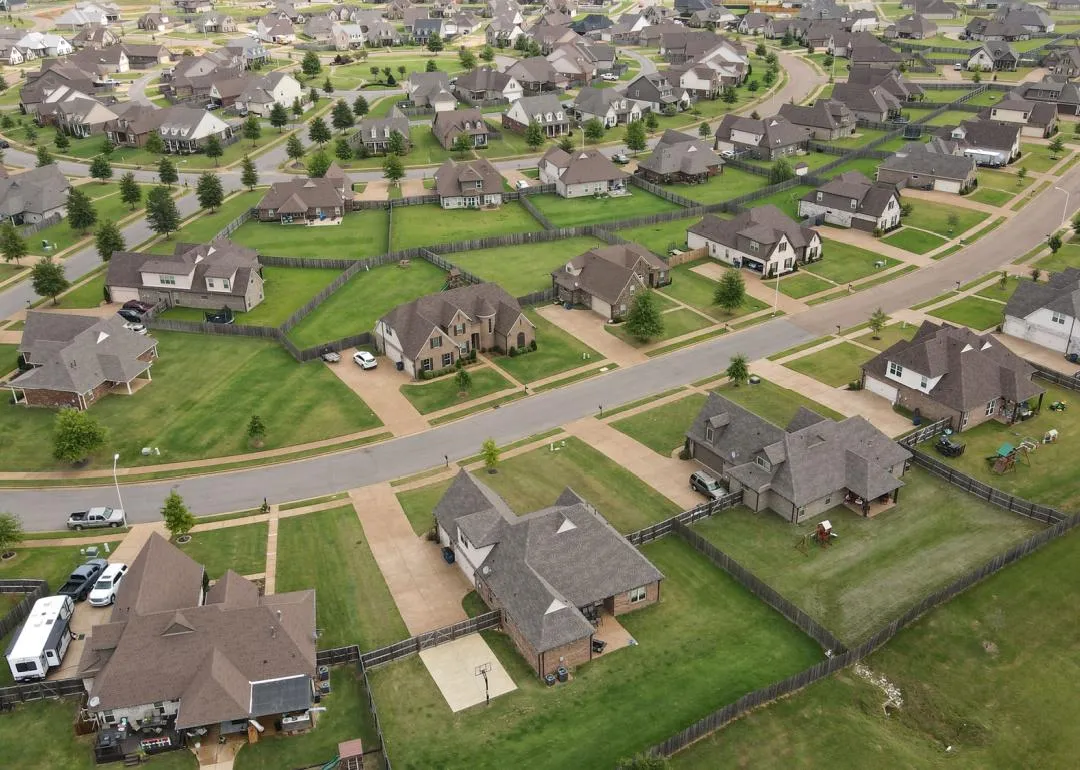 Vue aérienne d'un quartier suburbain à Olive Branch
