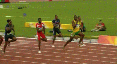 Usain Bolt ganando la carrera