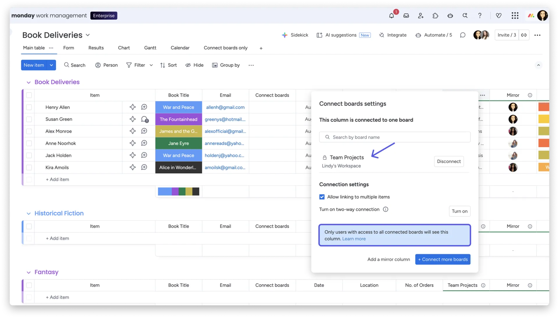 Painel do monday.com exibindo uma coluna “Conectar painéis” com dados espelhados: alternativa ao Airtable