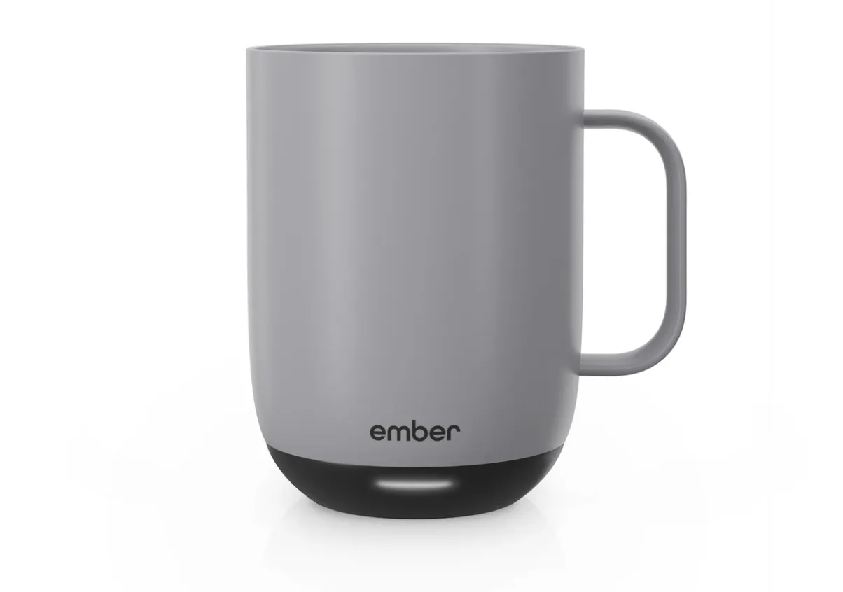 Les tasses Ember gardent votre café chaud et prêt à être dégusté aussi longtemps que vous le souhaitez !