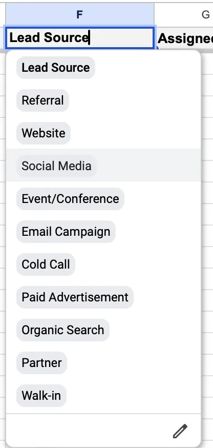 Menu déroulant dans Google Sheets
Feuille de calcul CRM