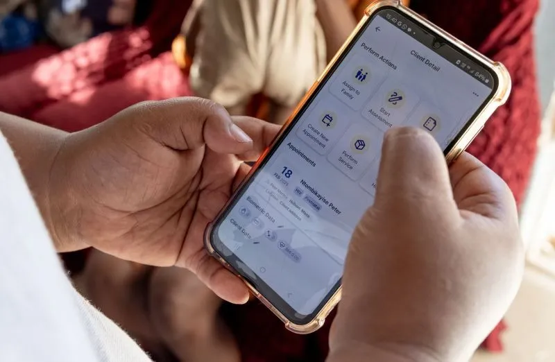 CHARM: Alat AI untuk pekerja kesehatan masyarakat dalam mengelola ketidaksetaraan kesehatan